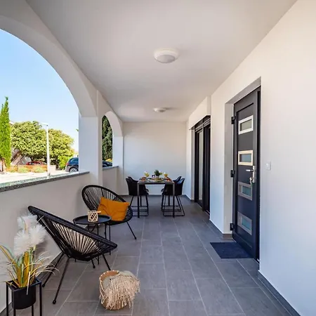 Marta Apartman