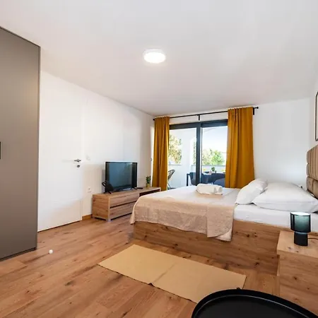 Marta Apartman *