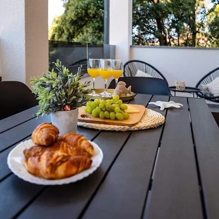 Marta Apartman